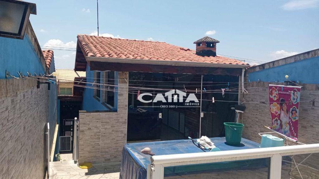 Sobrado à venda com 4 quartos, 70m² - Foto 1