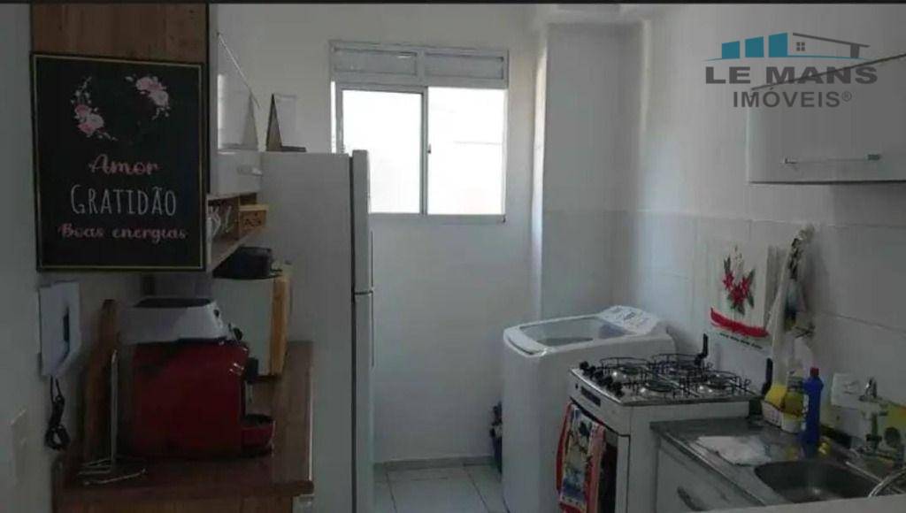 Apartamento à venda com 2 quartos, 45m² - Foto 2