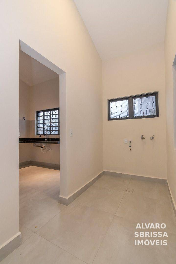 Casa à venda com 3 quartos, 155m² - Foto 17