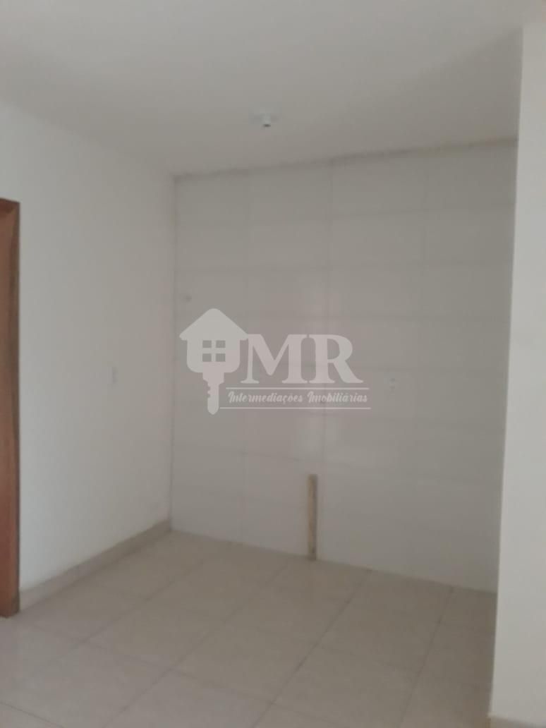 Casa à venda com 2 quartos, 44m² - Foto 4