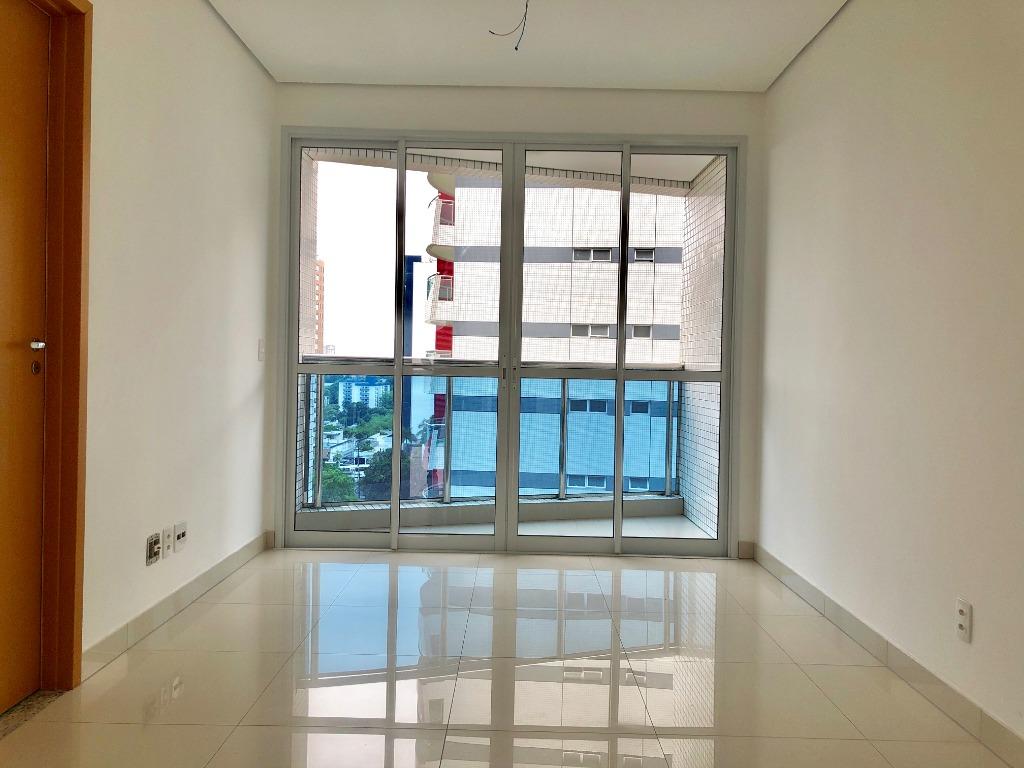 Apartamento à venda com 4 quartos, 297m² - Foto 4