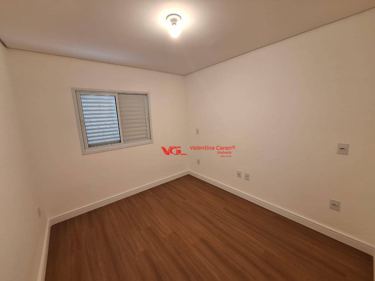 Apartamento à venda com 2 quartos, 62m² - Foto 8