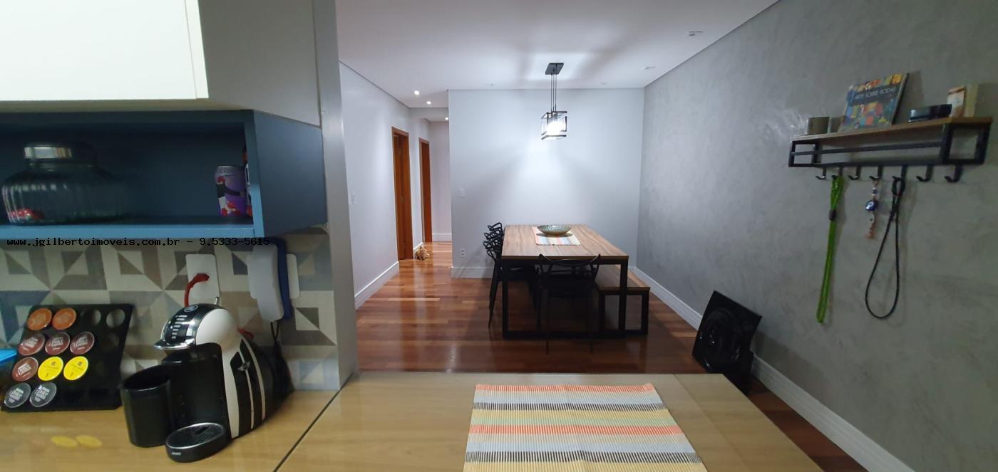 Apartamento à venda com 3 quartos, 86m² - Foto 3