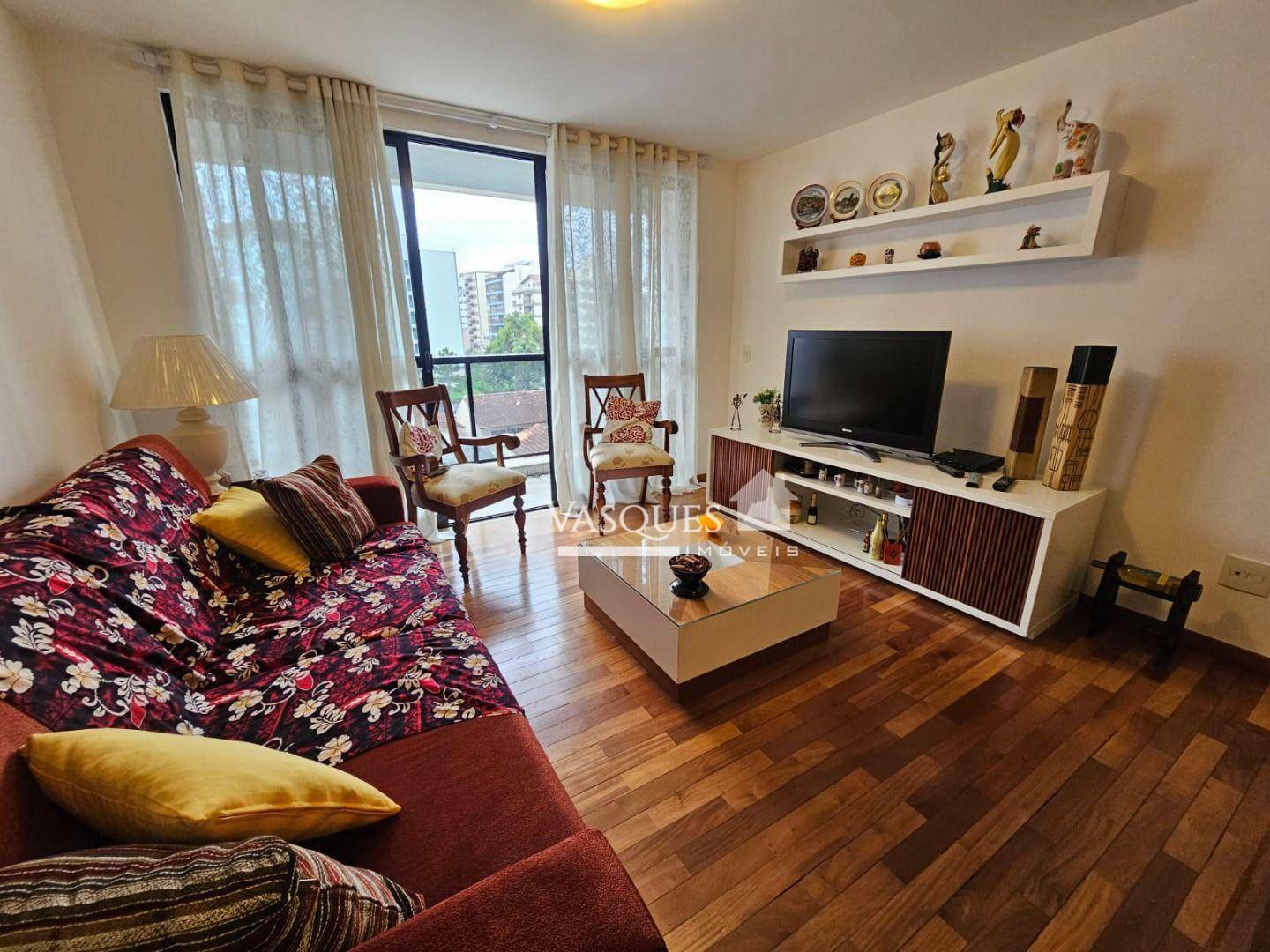 Apartamento à venda com 2 quartos, 63m² - Foto 2