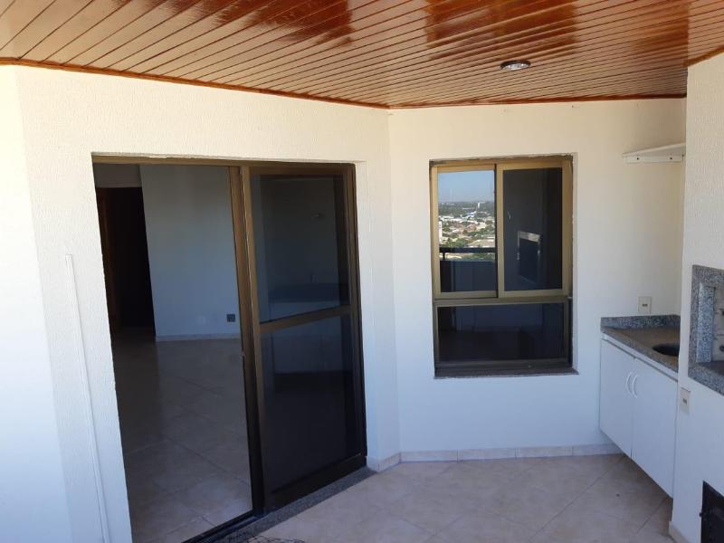 Apartamento à venda com 4 quartos, 135m² - Foto 37