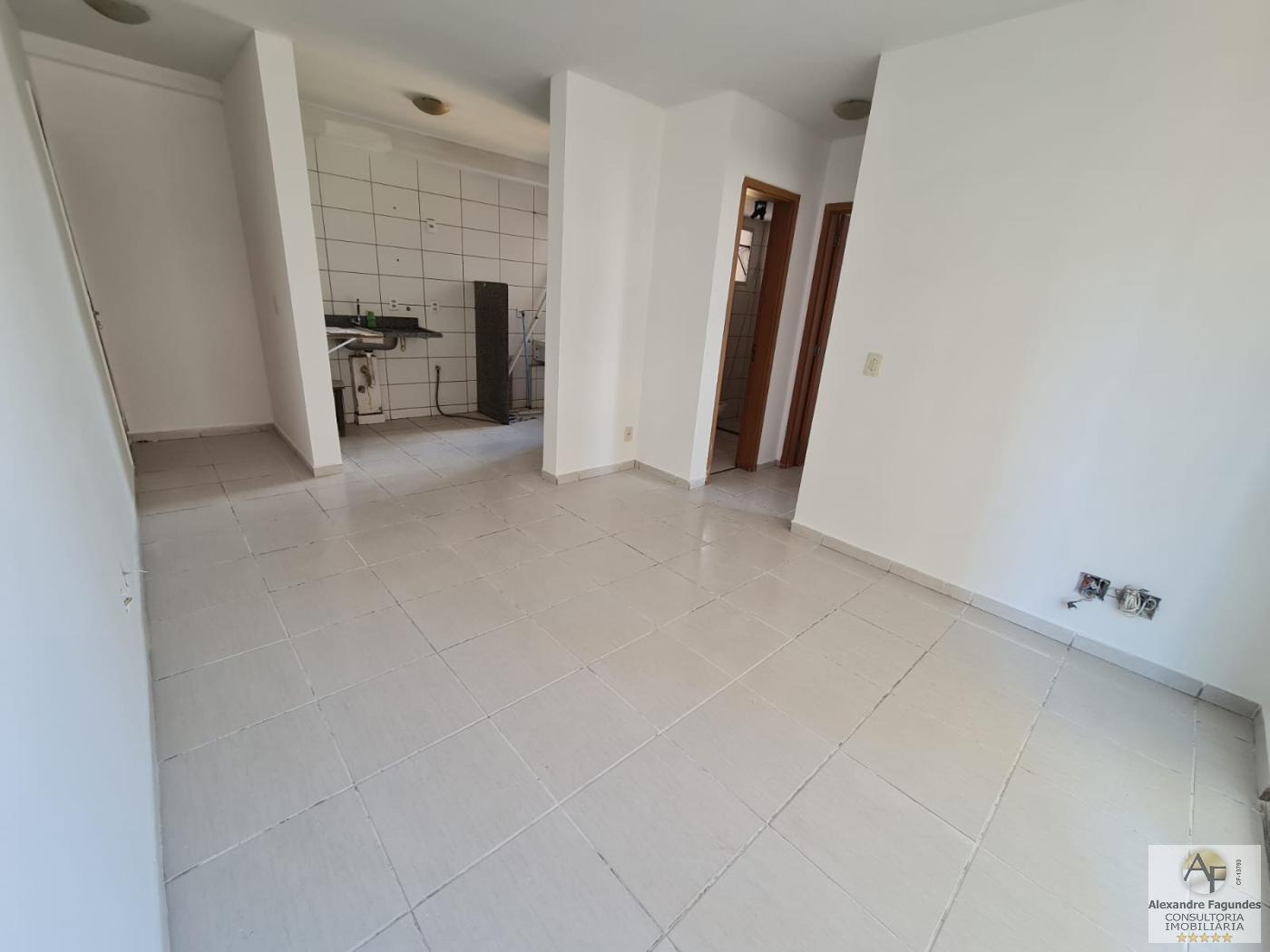 Apartamento à venda com 2 quartos, 55m² - Foto 2