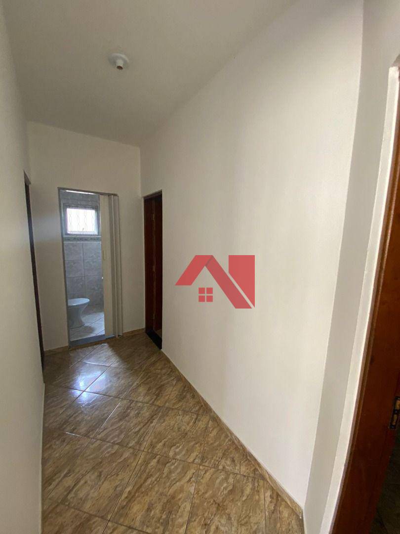 Casa à venda com 3 quartos, 180m² - Foto 6