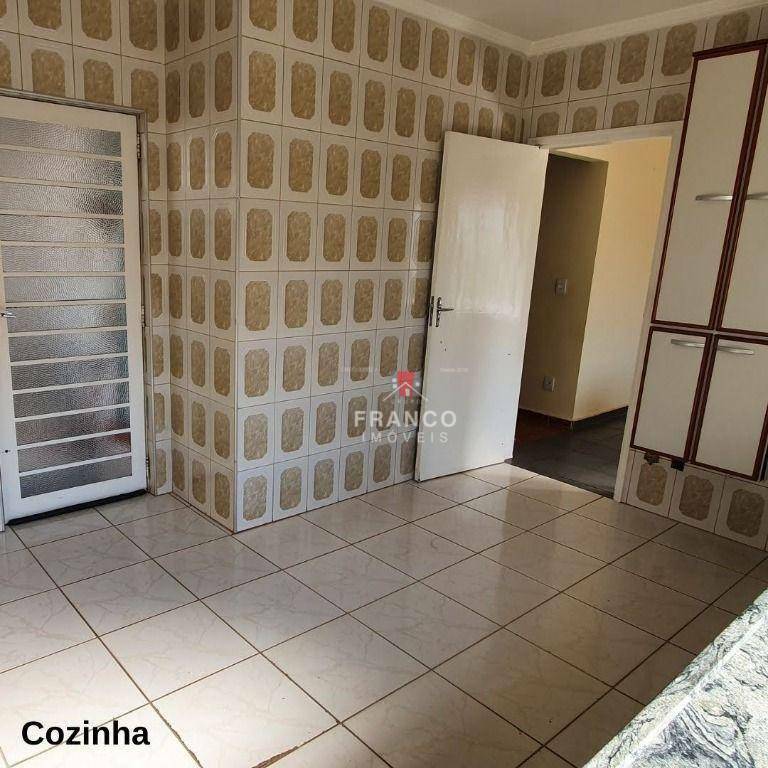 Casa à venda com 3 quartos, 311m² - Foto 20