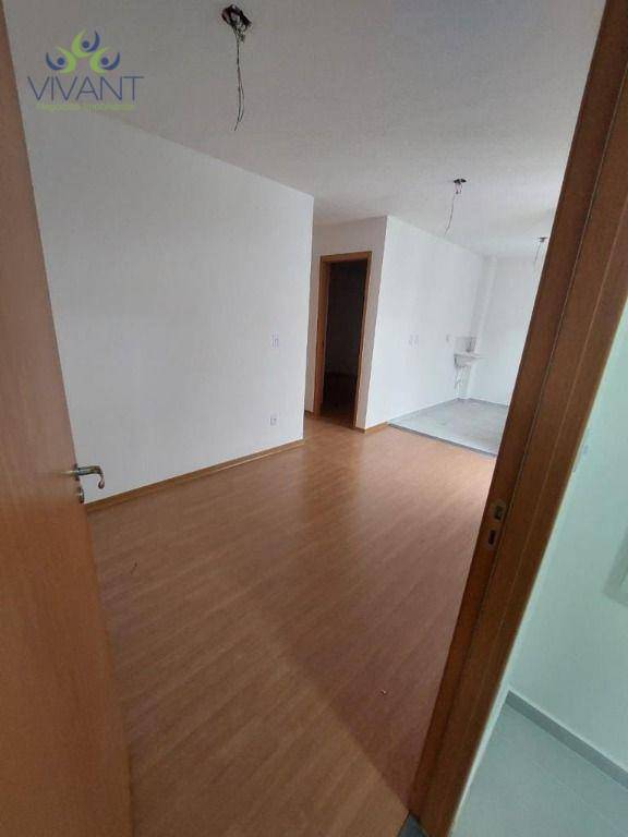 Apartamento à venda com 2 quartos, 40m² - Foto 2