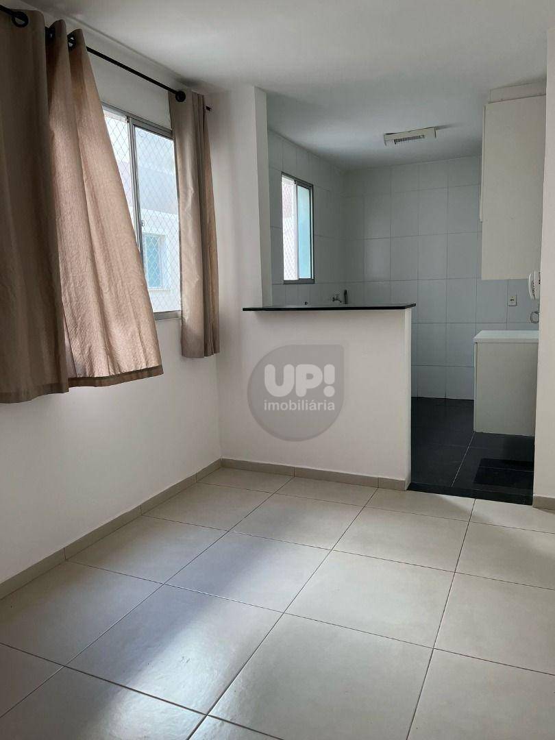 Apartamento à venda com 2 quartos, 45m² - Foto 3