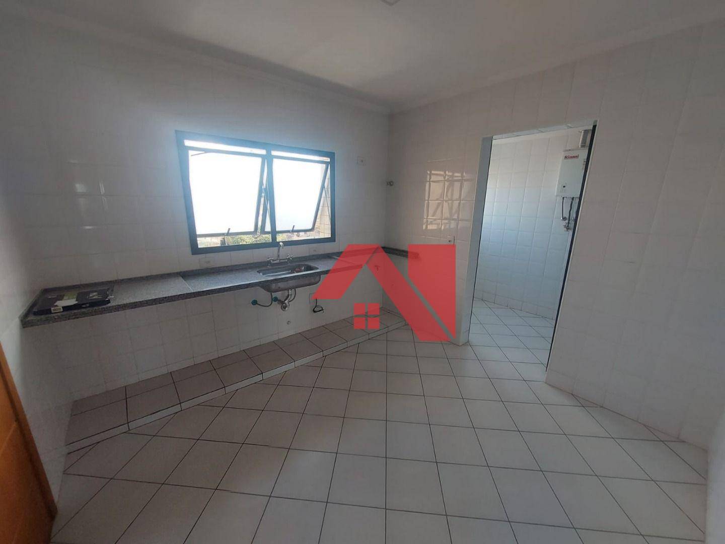 Apartamento para alugar com 3 quartos, 155m² - Foto 14