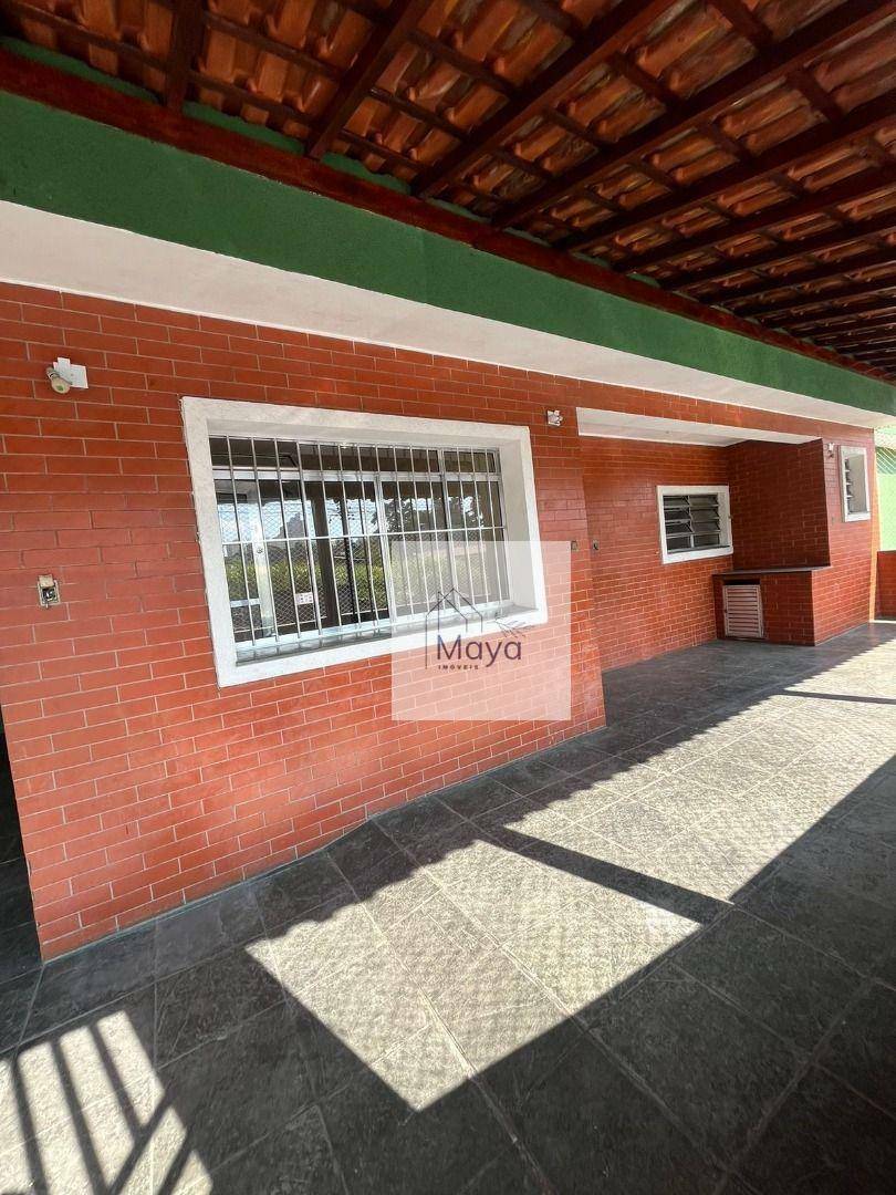 Casa à venda com 5 quartos, 220m² - Foto 35