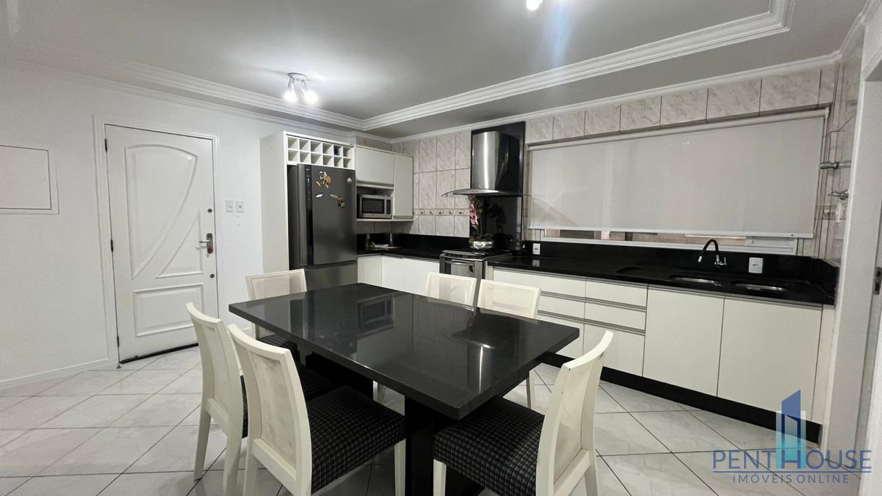 Apartamento para alugar com 3 quartos, 130m² - Foto 28