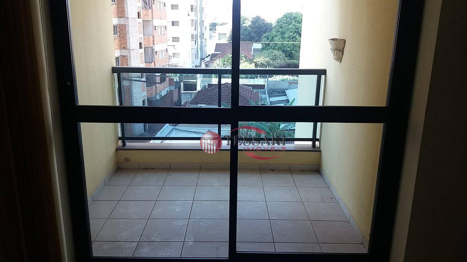 Apartamento para alugar com 3 quartos, 95m² - Foto 13