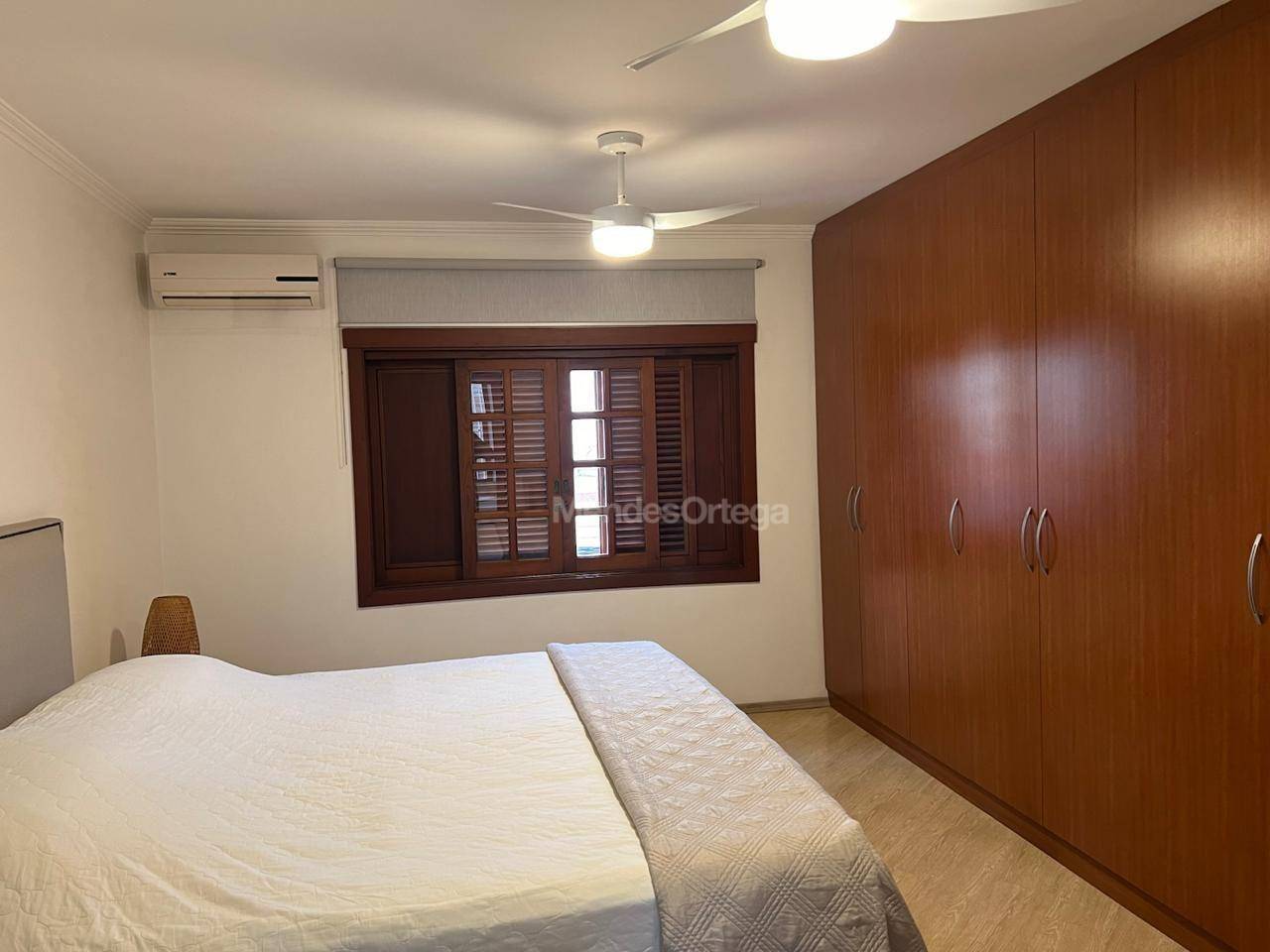 Casa à venda com 3 quartos, 373m² - Foto 16