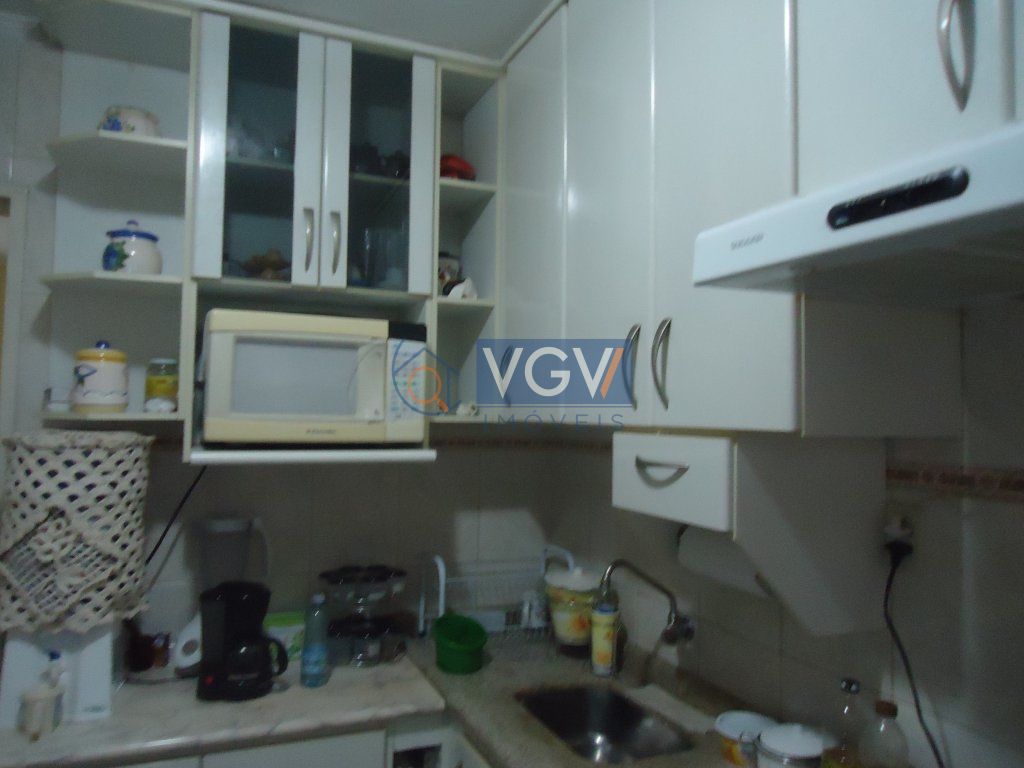 Apartamento à venda com 3 quartos, 65m² - Foto 4