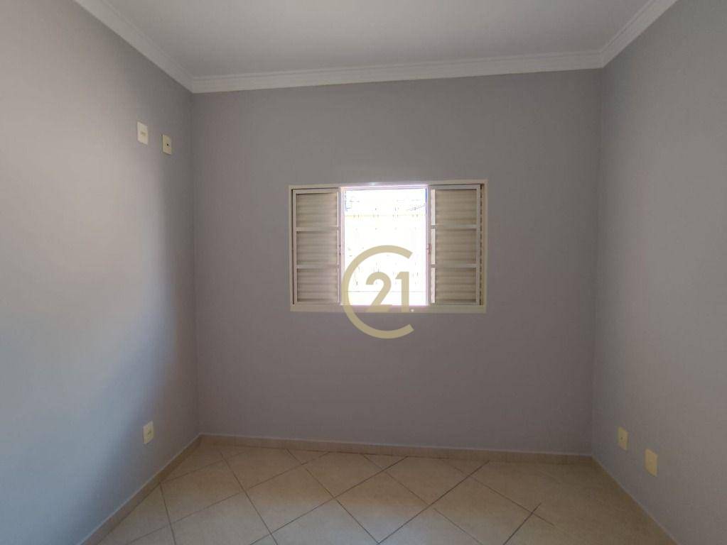 Casa para alugar com 3 quartos, 134m² - Foto 14