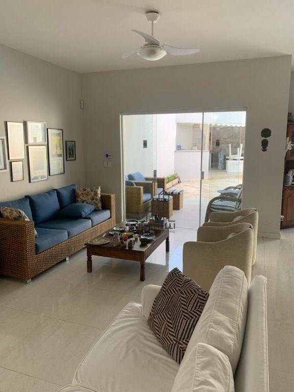 Casa à venda com 3 quartos, 199m² - Foto 6