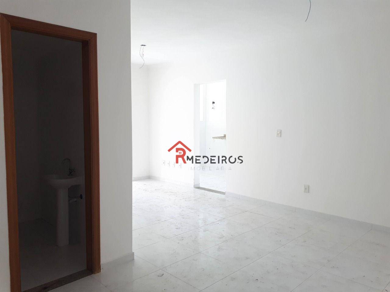 Apartamento à venda com 2 quartos, 103m² - Foto 4