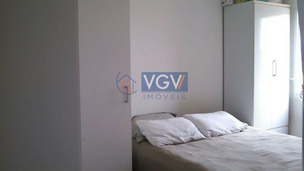 Apartamento à venda com 2 quartos, 55m² - Foto 2