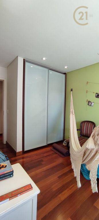 Apartamento à venda com 3 quartos, 151m² - Foto 28