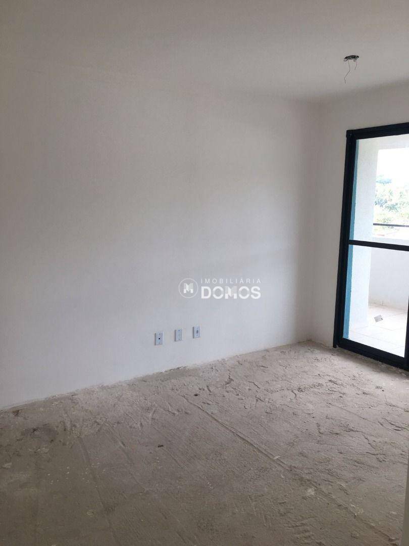 Apartamento à venda com 2 quartos, 58m² - Foto 15