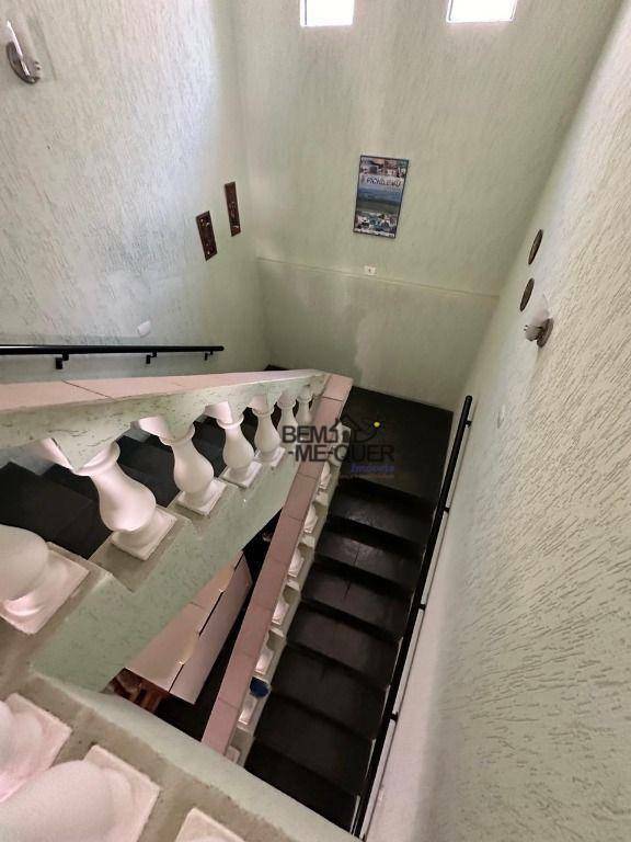 Sobrado à venda com 4 quartos, 300m² - Foto 9