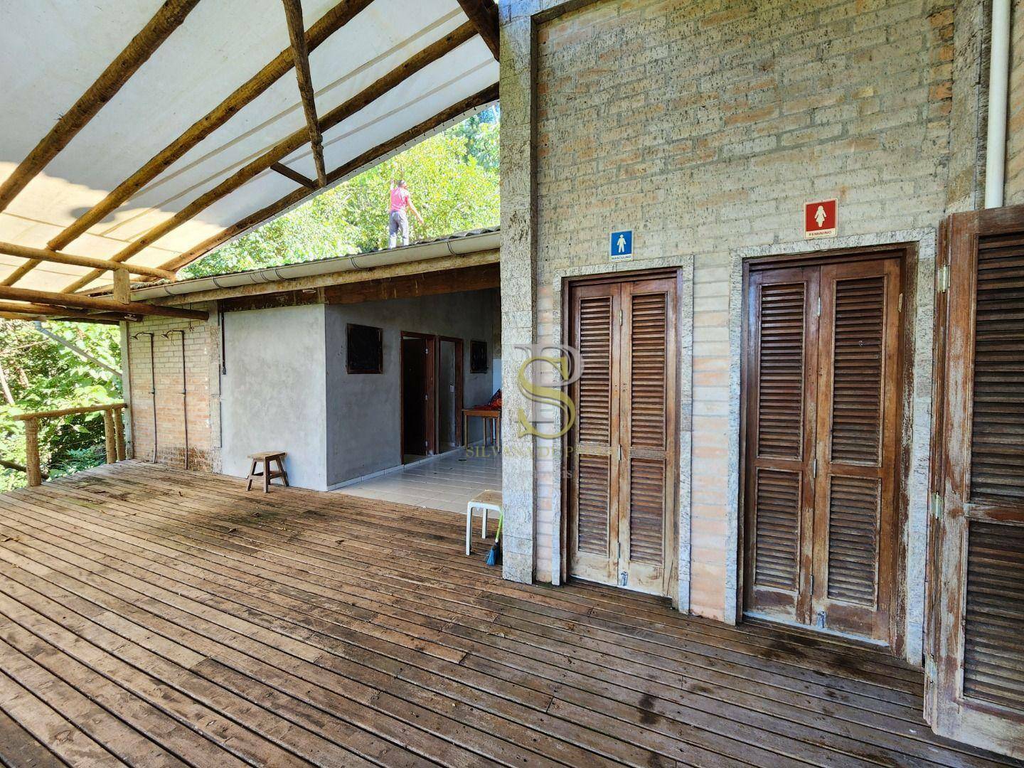 Casa de Condomínio à venda com 14 quartos, 1000m² - Foto 25