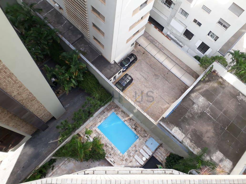 Apartamento à venda com 4 quartos, 160m² - Foto 17