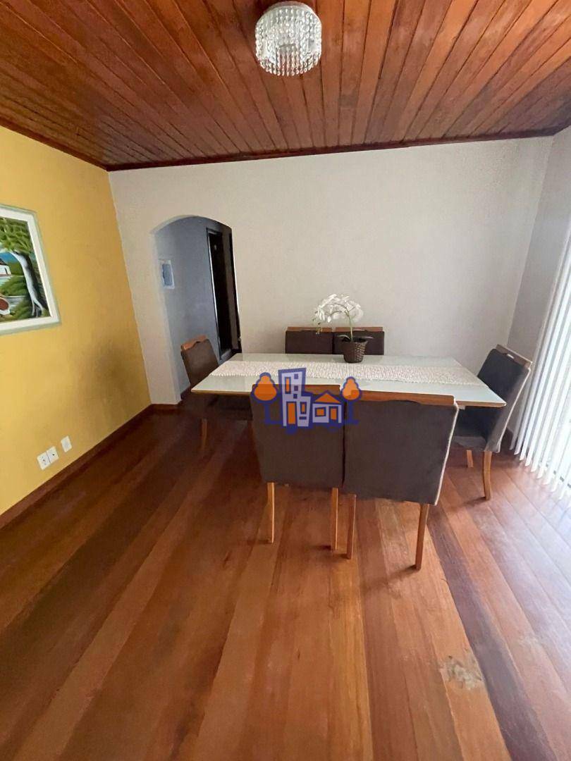 Casa à venda com 4 quartos, 184m² - Foto 33