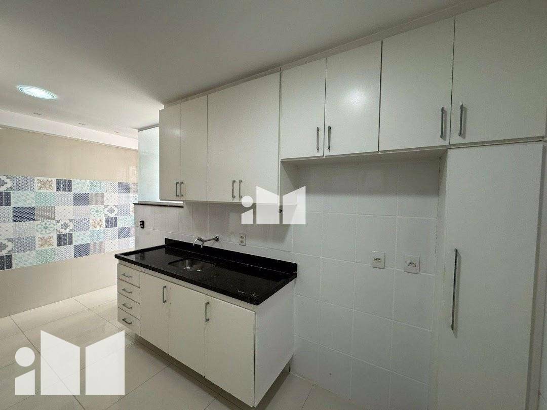 Cobertura à venda com 3 quartos, 250m² - Foto 25