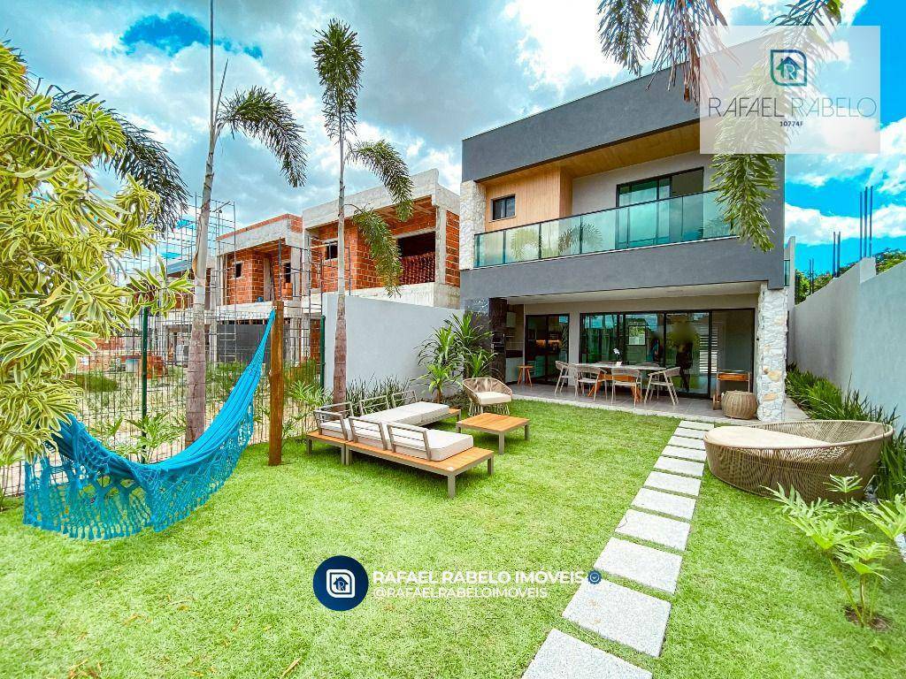 Casa de Condomínio à venda com 4 quartos, 151m² - Foto 1