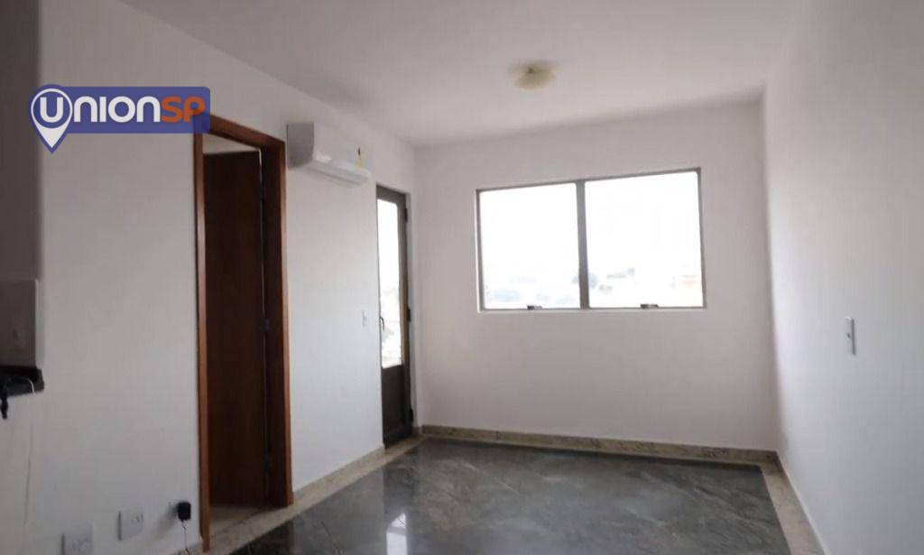 Apartamento à venda com 1 quarto, 30m² - Foto 2