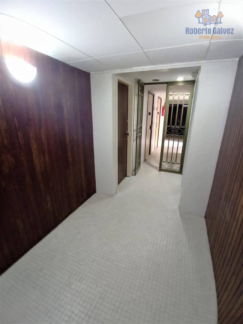 Apartamento para alugar com 3 quartos, 100m² - Foto 17