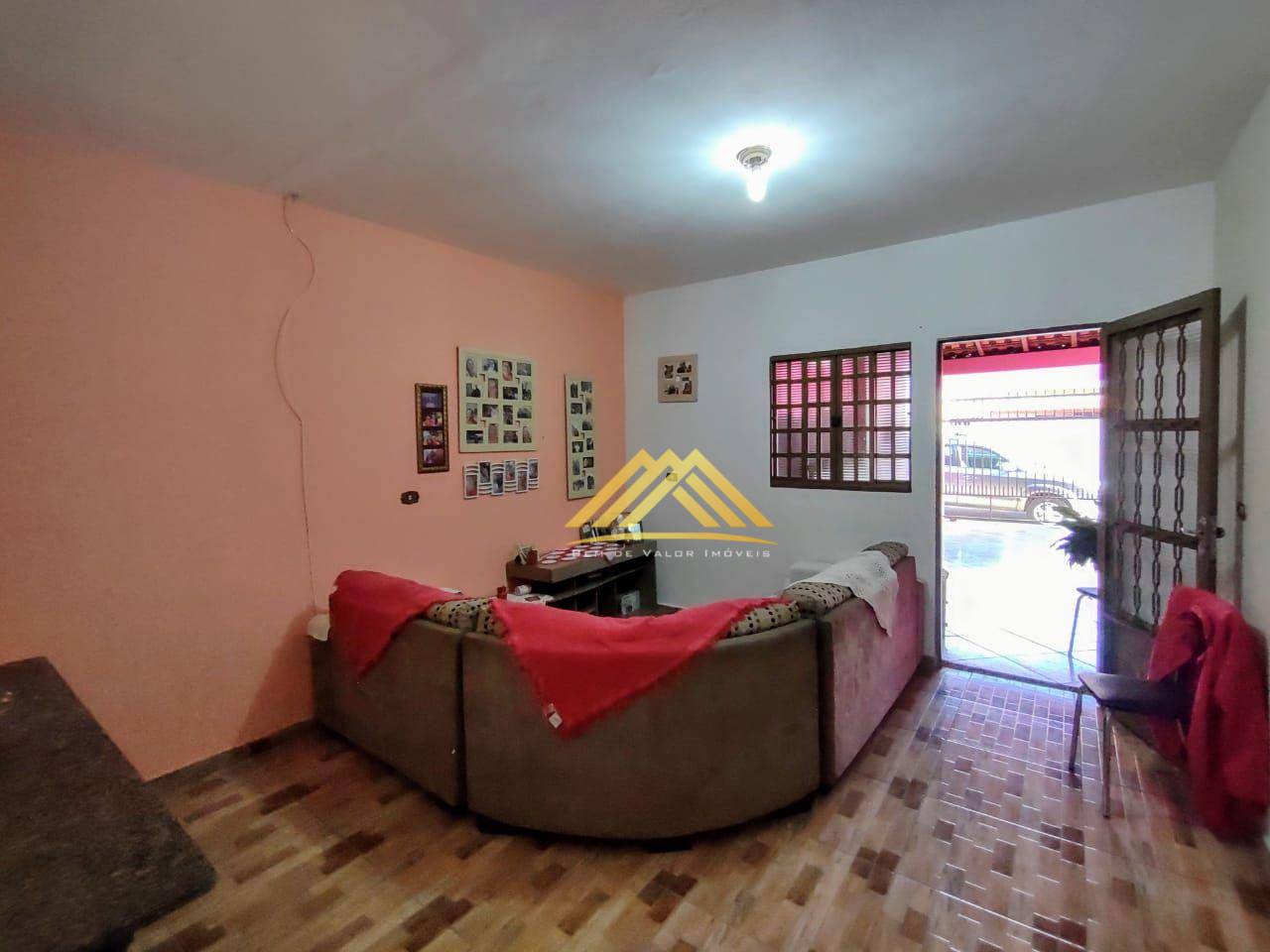 Casa à venda com 3 quartos, 60m² - Foto 3