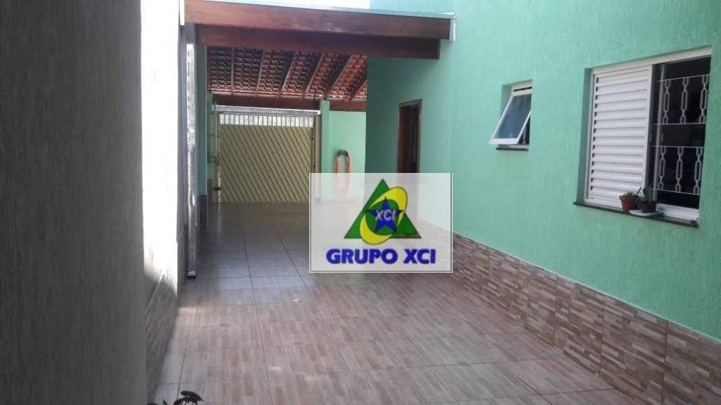 Casa à venda com 3 quartos, 250m² - Foto 21