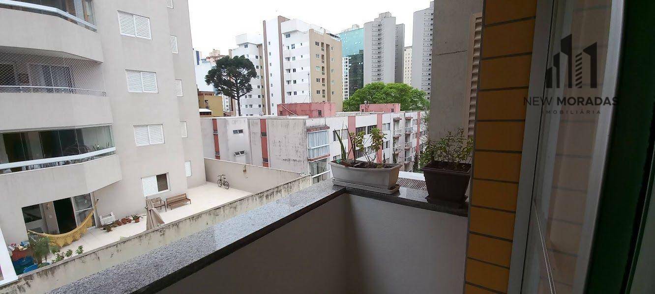 Apartamento à venda com 3 quartos, 107m² - Foto 26