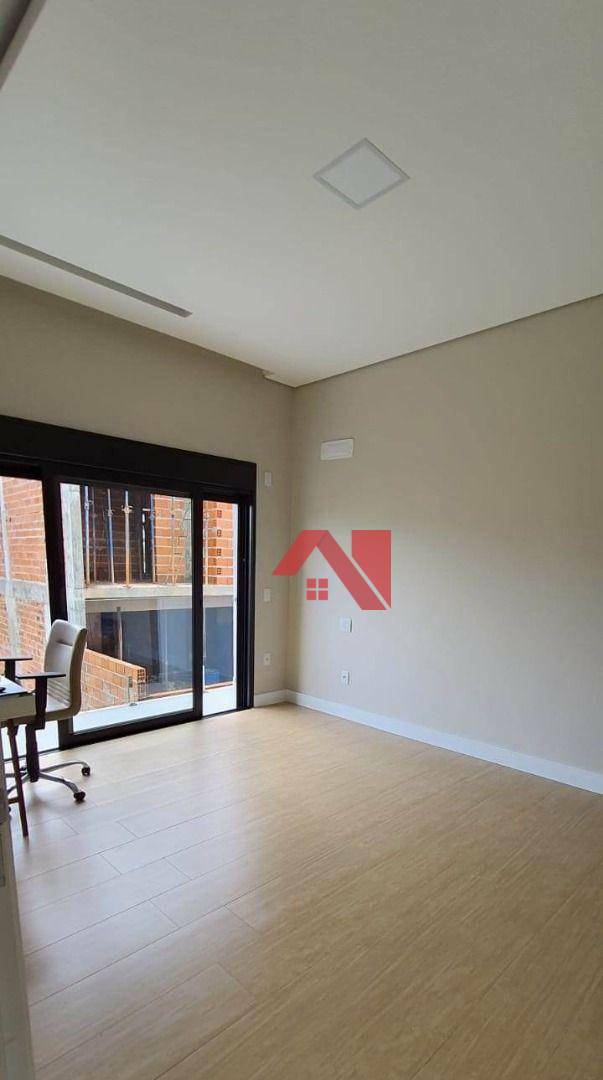 Casa à venda com 3 quartos, 186m² - Foto 4