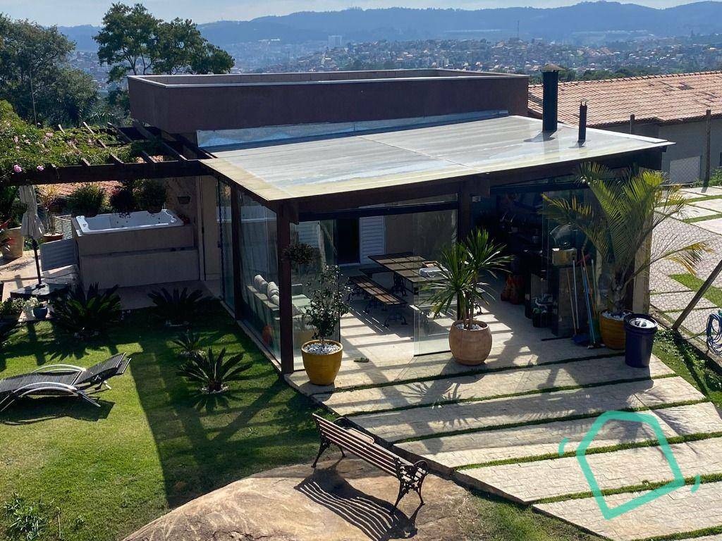 Casa de Condomínio à venda com 4 quartos, 380m² - Foto 9