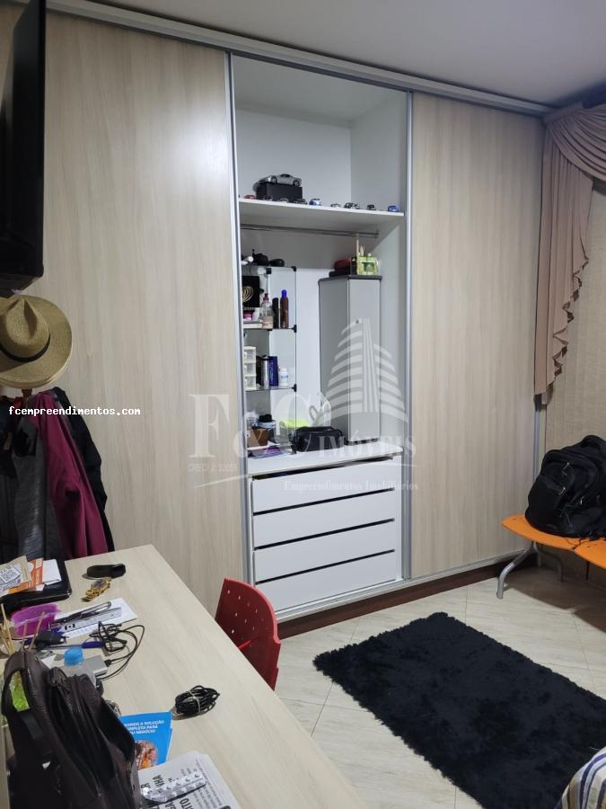 Sobrado à venda com 4 quartos, 330m² - Foto 16