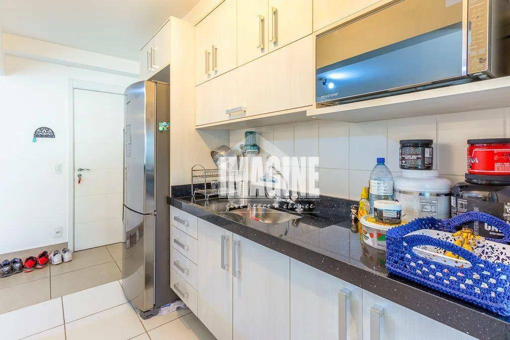 Apartamento à venda com 2 quartos, 82m² - Foto 15