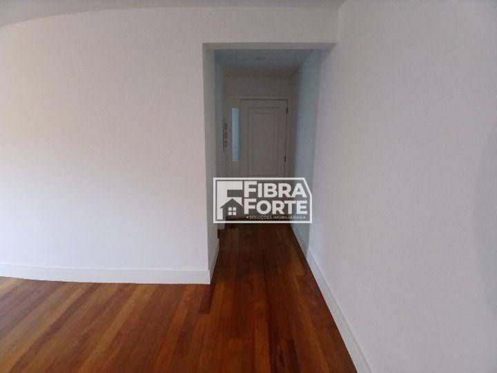 Apartamento à venda com 2 quartos, 108m² - Foto 5