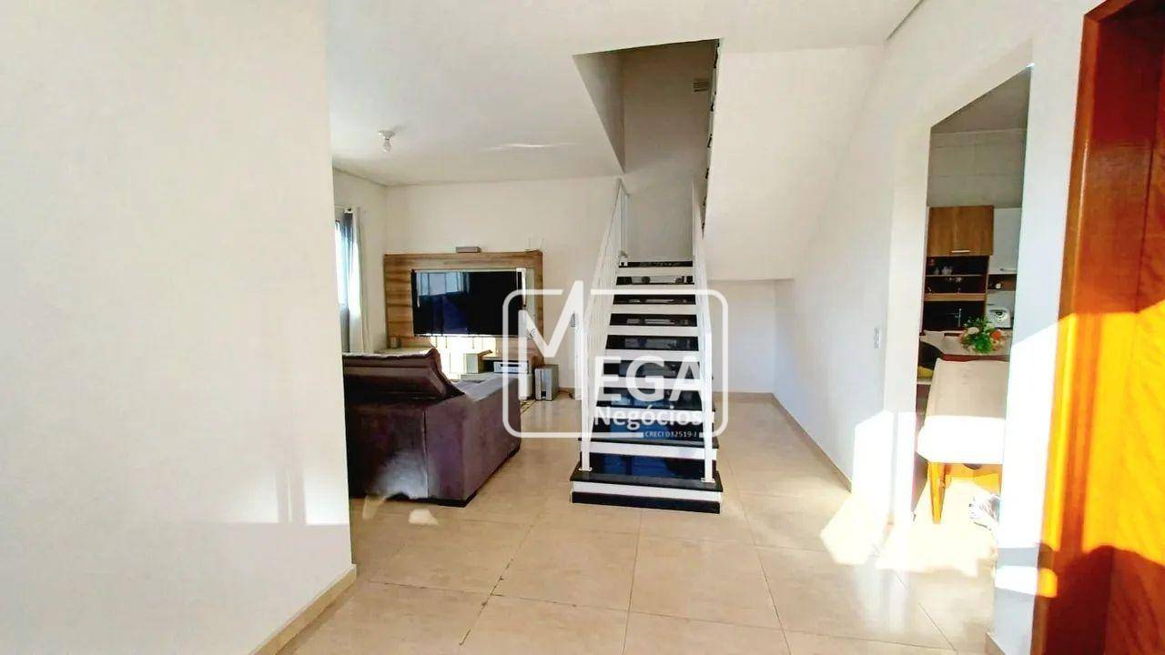 Casa à venda com 3 quartos, 170m² - Foto 4