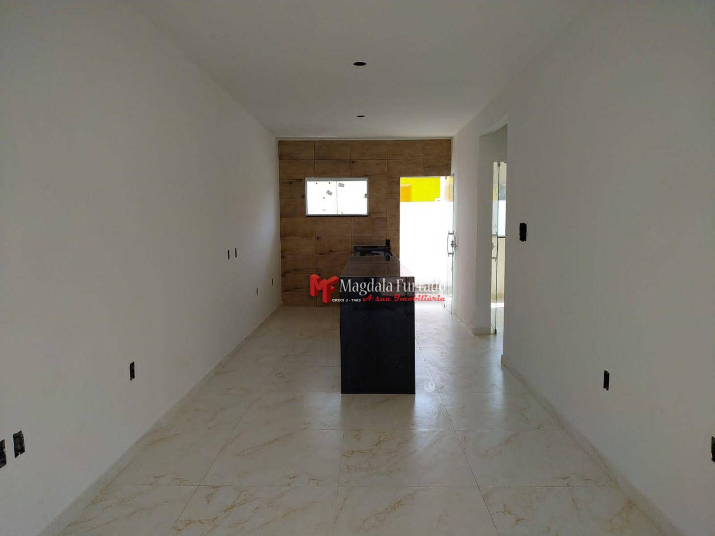 Casa à venda com 2 quartos, 70m² - Foto 15