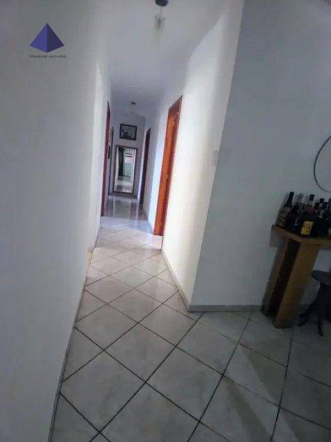 Casa à venda com 3 quartos, 380m² - Foto 5