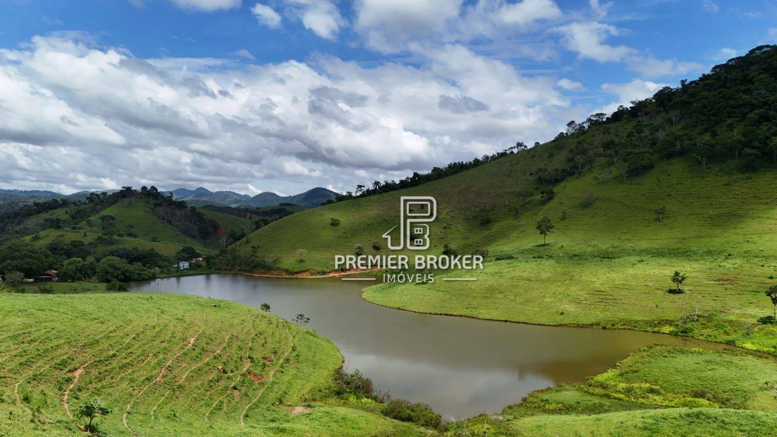 Fazenda à venda com 3 quartos, 250m² - Foto 31