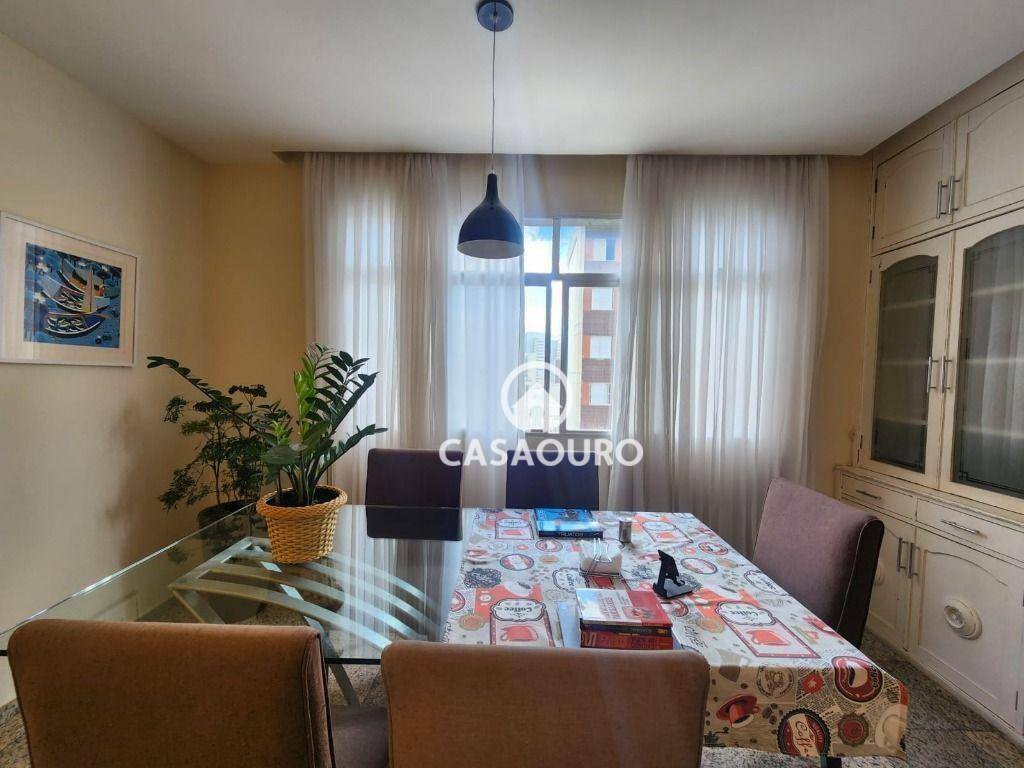 Apartamento à venda com 3 quartos, 131m² - Foto 8