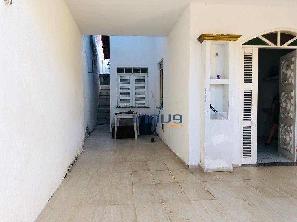 Casa à venda com 5 quartos, 250m² - Foto 7