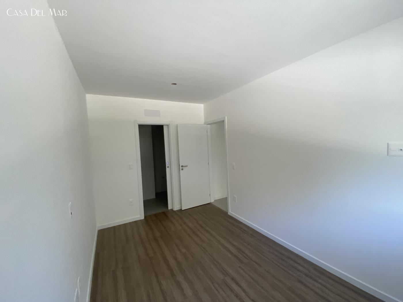 Apartamento à venda com 2 quartos, 71m² - Foto 35