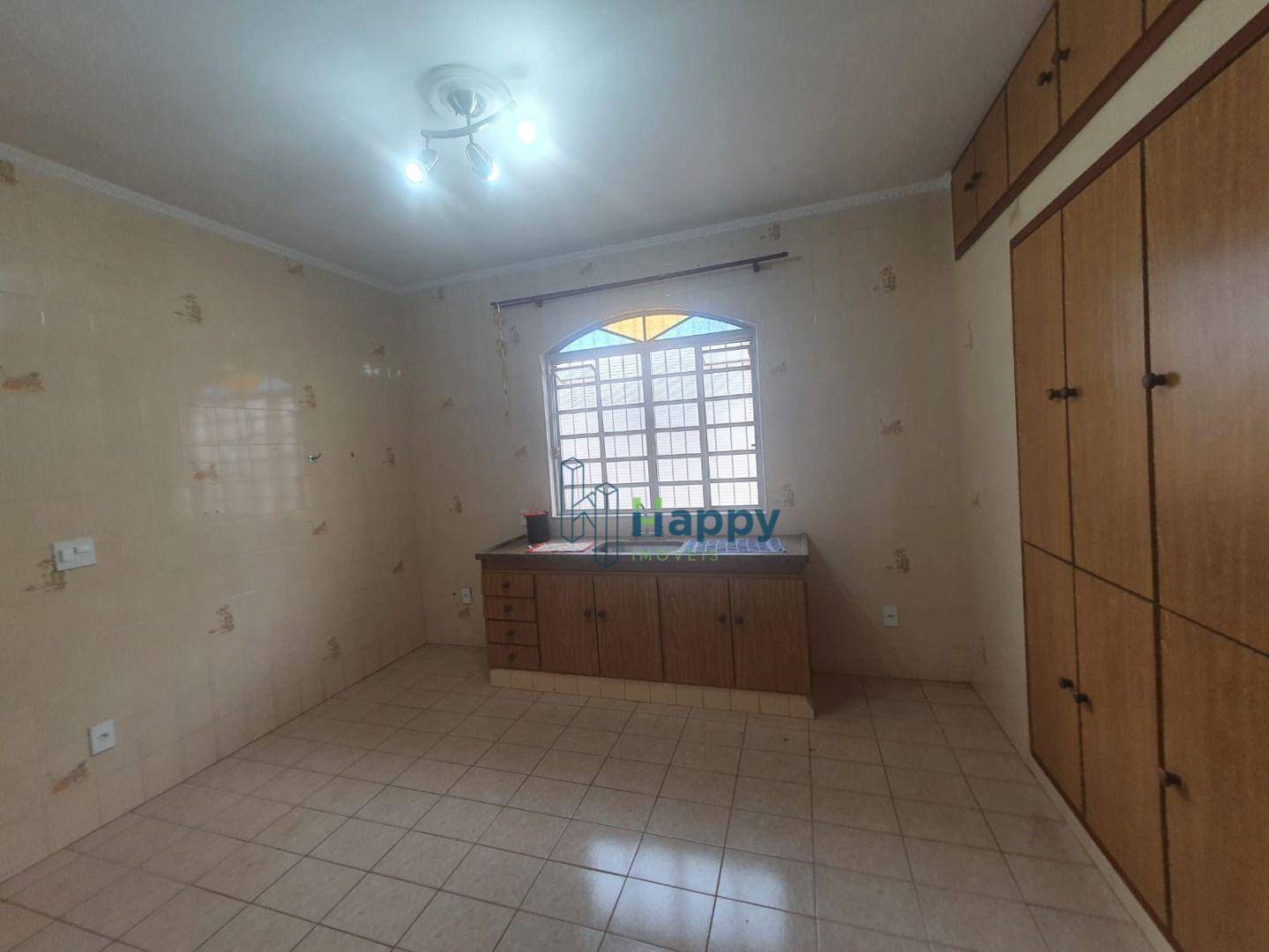 Casa à venda com 3 quartos, 169m² - Foto 5